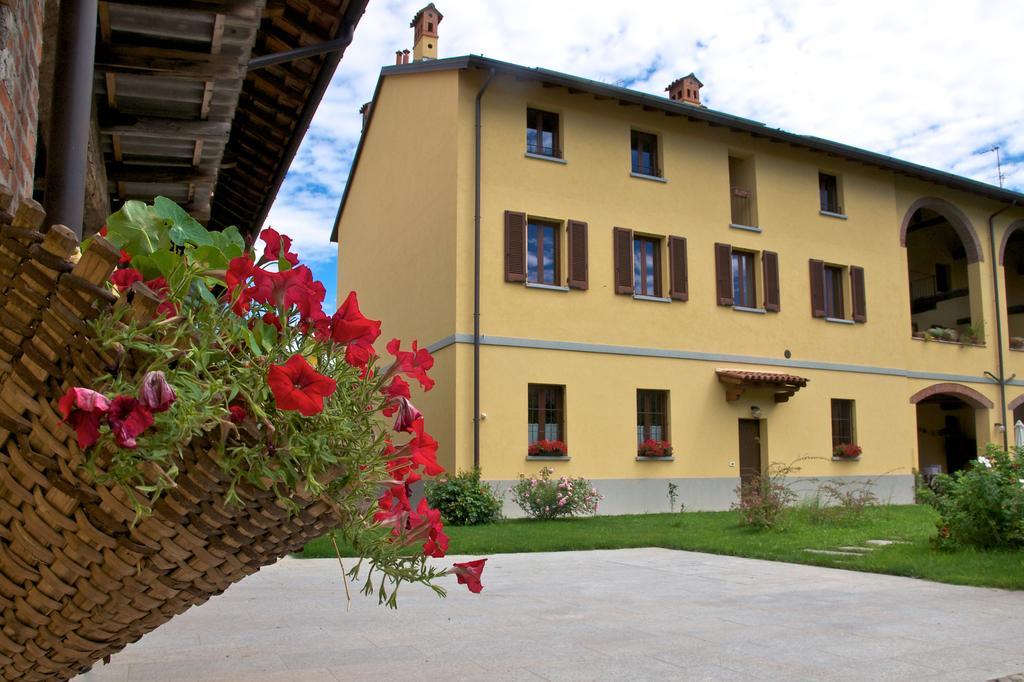 Cascina Delle Mele Panzió Vittuone Kültér fotó